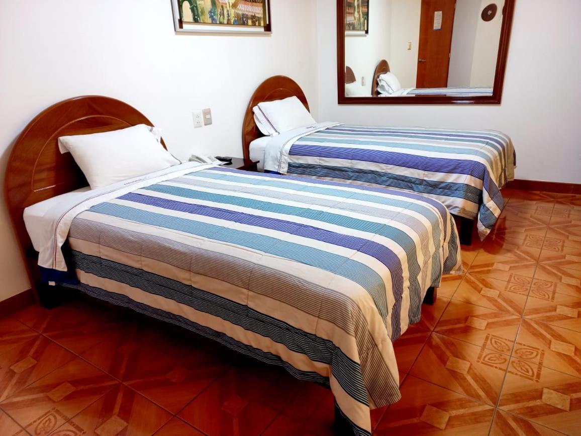 Hotel Wayra Лима Екстериор снимка