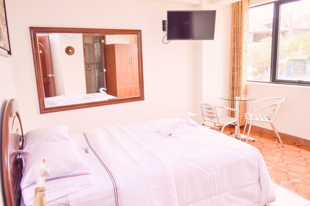 Hotel Wayra Лима Екстериор снимка